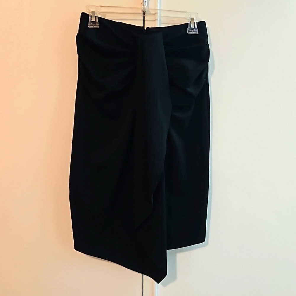 Ladies fashion skirt